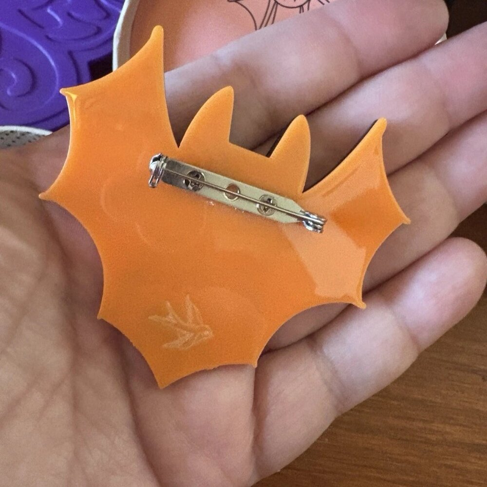 Erstwilder Bat Cat Brooch Halloween Brooch NWT Retired 2017 - Picture 6 of 7